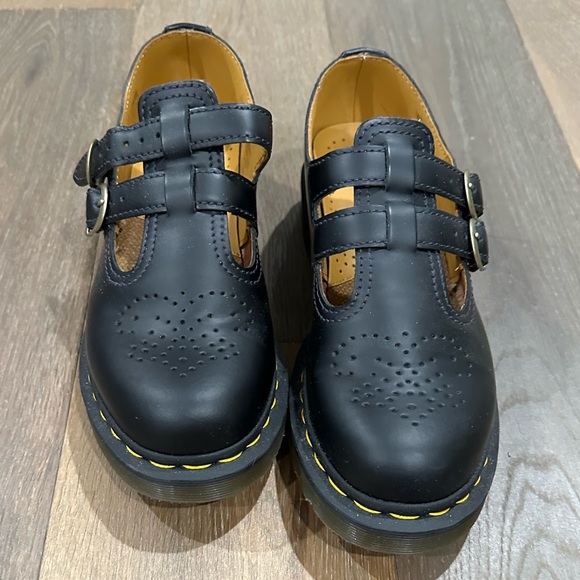 EUC Dr. Martens Smooth Leather Mary Jane Shoes Black Size US 7 - Picture 3 of 11